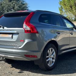 Volvo XC60 2.0 D3 150 MOMENTUM - TOIT OUVRANT - ATTELAGE Distr&eacute;