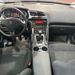 Peugeot 3008 1.6 THP 156 CH ALLURE / CHAINE DE DISTRI OK / TOIT PANORAMIQUE / RADARS ARR Quimper
