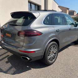 Porsche Cayenne 3.0 TDI 262 BVA / 1&egrave;re main / toit panoramique / Jantes RS Spyder Design Ampuis