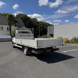 Iveco Daily PLATEAU  2.3 106CH BVA / CLIM / COURROIE OK / L&egrave;vre vitre probl&egrave;me Quimper