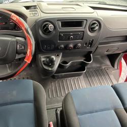 Autres Renault FOURGON F3330 2.3 DCI 110ch L1H1 CONFORT / STORE / CARMINAT TOMTOM Urrugne