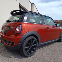 Mini Cooper (N47) D 143CV RED HOT CHILL / TOIT OUVRANT / MAIN LIBRE occasion - Ampuis - photo 2/50
