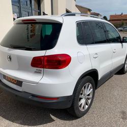 Volkswagen Tiguan 1,4 TSI 122ch BLUEMOTION / TOIT OUVRANT/SIEGES CUIR / Cha&icirc;ne Neuve occasion - Ampuis - photo 2/50