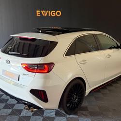 Kia Cee'd 1.6 T-GDI 205 GT BVA - Entretien et garantie Constructeur - 1/2 ligne Bastuck-Jantes OZ-Full Options Grisolles
