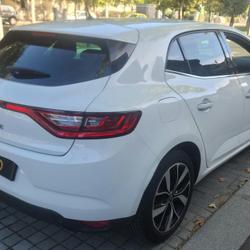 Renault Megane 4 1.3 TCE 140 LIMITED EDc Bordeaux