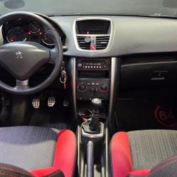 Peugeot 207 CC 1.6 HDI 110 SERIE-64 / DISTRIBUTION A JOUR La M&eacute;zi&egrave;re