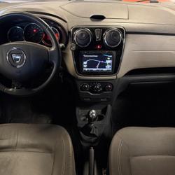 Dacia Lodgy 1.5 DCI 105 CELEBRATION// 7 PLACES // BLUETOOTH // RADAR DE RECUL // R&Eacute;GULATEUR DE VITESSE occasion - Nantes - photo 2/49