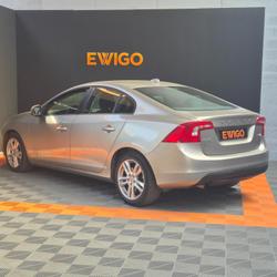 Volvo S60 1.6 D2 115 KINETIC START-STOP - RADAR DE RECUL - DISTRIBUTION A JOUR occasion - Sarzeau - photo 2/40