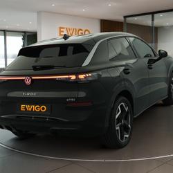 Volkswagen T-Roc 1.5 ETSI EVO2 HYBRID 150 CH BVA DSG7 R-LINE - HAYON MOTORISE, ATTELAGE - DISPONIBILITE IMMEDIATE occasion - Osny - photo 2/14