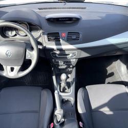 Renault Megane 3 CC 1.9 DCI 130 AUTHENTIQUE occasion - Auray - photo 3/36