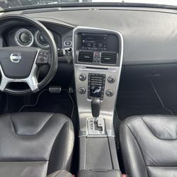 Volvo XC60 2.4 D5 215ch AWD XENIUM GEARTRONIC BVA / TOIT OUVRANT / DISTRIBUTION OK / ATTELAGE occasion - Urrugne - photo 3/50