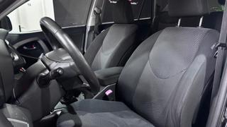 Toyota RAV4  - photo 4