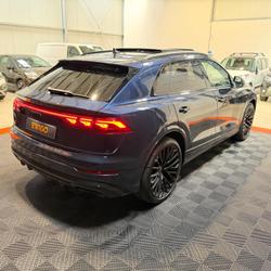 Audi Q8 COMPETITION 490ch QUATTRO 60 TFSIE TIPTRONIC 8 / FULL OPTIONS / TOIT OUVRANT / ATTELAGE ELEC occasion - Lorient - photo 2/50