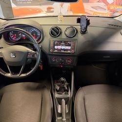 Seat Ibiza 1.2 TSI 90 STYLE/2E MAIN/CAM RECUL/VITRES ARR ELEC/PACK SON/FEUX&ESSUIES GLACES AUTO//CLIM/BLUETOOTH occasion - Nantes - photo 3/50