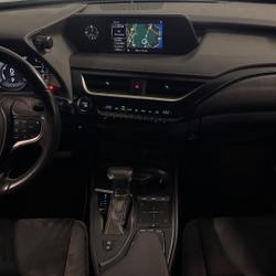 Lexus UX 2.0 250H 184H 150ch HEV PACK BUSINESS 2WD BVA - CARPLAY - CHAINE DISTRI - ENTRENTIEN CONST. occasion - Pornichet - photo 3/50