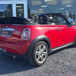 Mini Cabrio 1.6 D 112 ch 4 places COOPER BVM6 / CLIMATISATION / BLUETOOTH occasion - Urrugne - photo 2/50