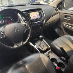 Mitsubishi L200 DOUBLE CAB 2.4 DID 180 INSTYLE 4WD BVA - FULLBOX - SIEGES CHAUFFANT - CAMERA DE RECUL occasion - Auray - photo 3/38