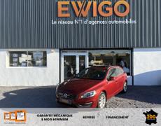 Volvo V60 2.0 D2 120ch XÉNIUM GEARTRONIC BVA 6 / ENTRETIEN CONSTRUCTEUR / KIT DISTRIBUTION OK