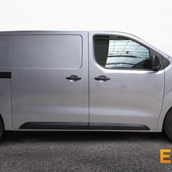 Citroen JUMPER VU M DIESEL 180 CH BVA AUTOMAT + FULL LED + PACK CAMERA 0KM occasion - Dijon - photo 3/15