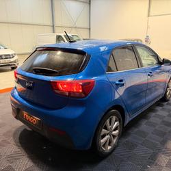 Kia Rio 1.0 T-GDI 100ch BLUE EDITION / 1&Egrave;RE MAIN / ENTRETIEN COMPLET occasion - Lorient - photo 2/33