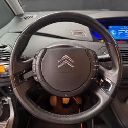 Citroen Grand C4 Picasso 1.6 HDI 110 EXCLUSIVE BMP6 - RADAR DE RECUL - CONTROLE TECHNIQUE A JOUR - ENTRETIEN COMPLET occasion - Sarzeau - photo 3/50