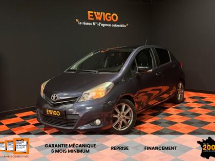 Toyota Yaris - 1.3 VVTI 100CH STYLE BVA / TOIT PANORAMIQUE / CAMERA DE RECUL / BLUETOOTH - 9 490 €