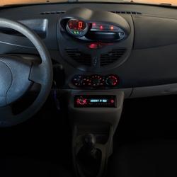 Renault Twingo 2 75Ch AUTHENTIQUE - ENTRETIEN OK - 2&Egrave;ME MAIN occasion - Grisolles - photo 3/28