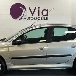 Peugeot 206 1.4 16V 90 X-LINE CLIM Alen&ccedil;on