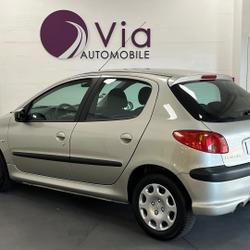 Peugeot 206 1.4 16V 90 X-LINE CLIM Alen&ccedil;on