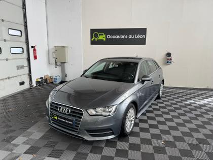 Audi A3 Sportback - 1.6 TDI ultra 110 Attraction + options MMI / Radar Ar / Climatisation confort - 9 980 €