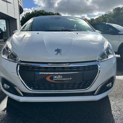 Peugeot 208 1.6 TDI 75ch BVM5 occasion - Quimper - photo 2/29