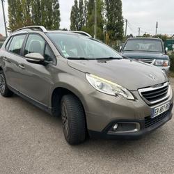 Peugeot 2008 1.2 PureTech 82 Active MOTEUR 54000 KMS AVEC FACTURE / DISTRIBUTION FAITE / EMBRAYAGE NEUF Saleux