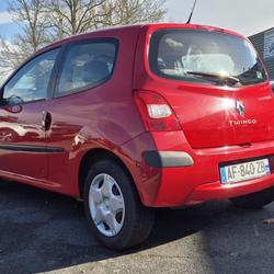 Renault Twingo 2 1.2 16v 75 eco2 Trend Les Garennes sur Loire