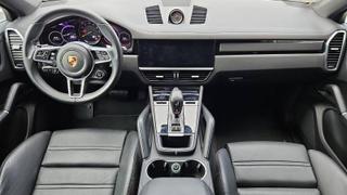 Porsche Cayenne  - photo 4