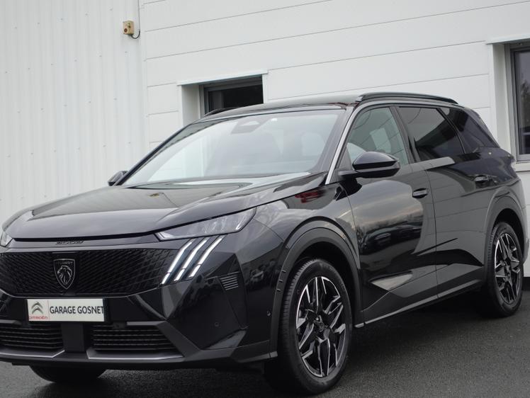 Peugeot 5008  - 32 490 €