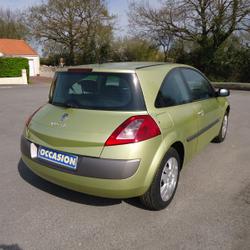 Renault Megane Coupe 1.9 DCI120 CONFT AUTHENTIQUE Saint-Philbert-de-Grand-Lieu