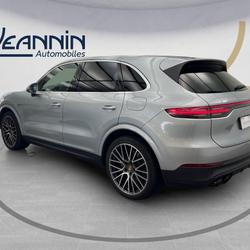 Porsche Cayenne Cayenne E-Hybrid 3.0 V6 462 ch Tiptronic BVA Vert-Saint-Denis
