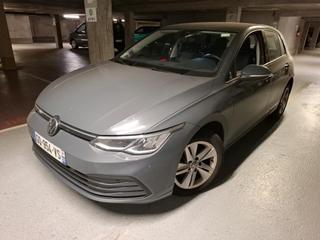 Volkswagen Golf 8 - 1.0 eTSI OPF 110 DSG7 Life Plus - 19 790 €