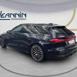 Audi A5 A5 Avant e-hybrid 299 ch S tronic 7 Quattro S line Vert-Saint-Denis