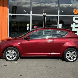 Alfa Romeo Mito 1.4 TB MultiAir 135 Alfa TCT S/S Distnct (VPC)  3 portes  (janv. 2011) (co2 126) Servon