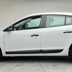 Renault Megane 3 1.5dCi 90 FAP eco2 Authentique - Soci&eacute;t&eacute; 2pl F&eacute;rin