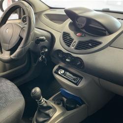Renault Twingo 2 1.2 LEV 16v 75 eco2 Authentique Prinquiau
