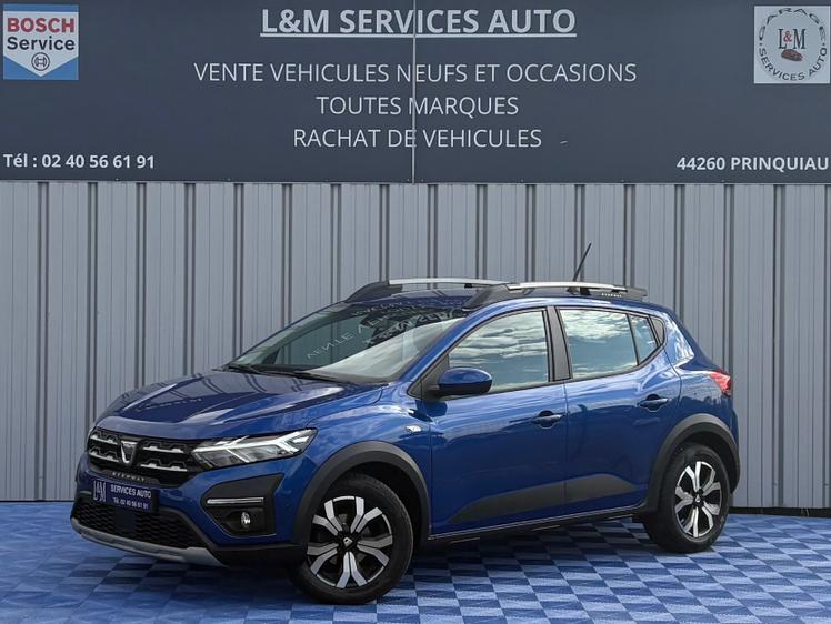 Dacia Sandero  - 11 990 €