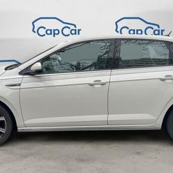 Volkswagen Polo VI 1.0 TSI 95 R-Line - Premi&egrave;re main Entretien constructeur Saint-&Eacute;tienne-des-Oulli&egrave;res