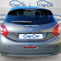 Peugeot 208 1.6 E-HDI 92 Style - Premi&egrave;re main Mauz&eacute;-sur-le-Mignon
