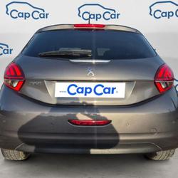 Peugeot 208 I 1.2 PureTech 82 Signature Le Muy