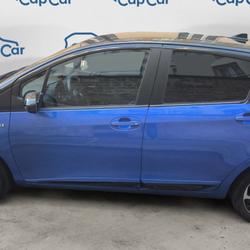 Toyota Yaris III 1.5 VVT-i 100 hybrid e-CVT Collection Saint-Ouen-sur-Seine
