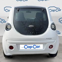 Microcar Due 0.5 8 BVA Initial Petiville