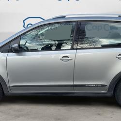 Volkswagen UP 1.0 90 Cross Up! - Entretien constructeur Heyrieux