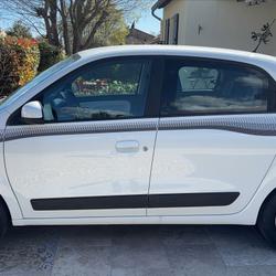 Renault Twingo 3 III 0.9 TCe 95 Zen - Entretien constructeur Uz&egrave;s